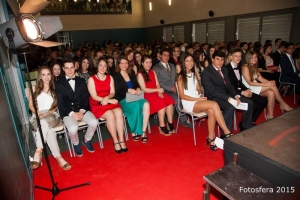 Los alumnos de 2º de Bachillerato ocupan las dos primeras filas